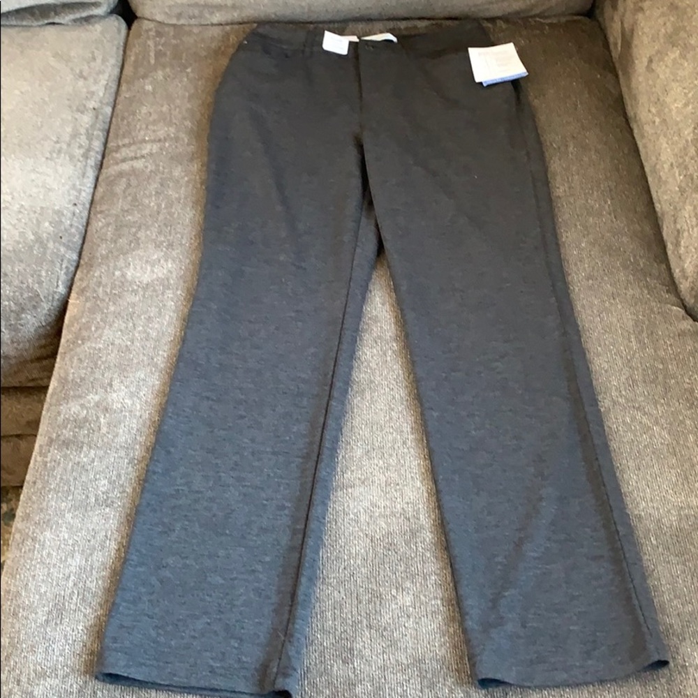 Brand new with tags!!  Great slimming pants!!